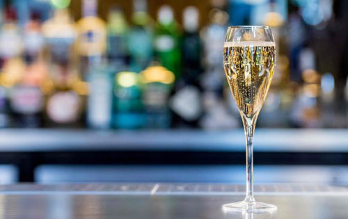 今年上半年法國葡萄酒出口額達(dá)40億歐元